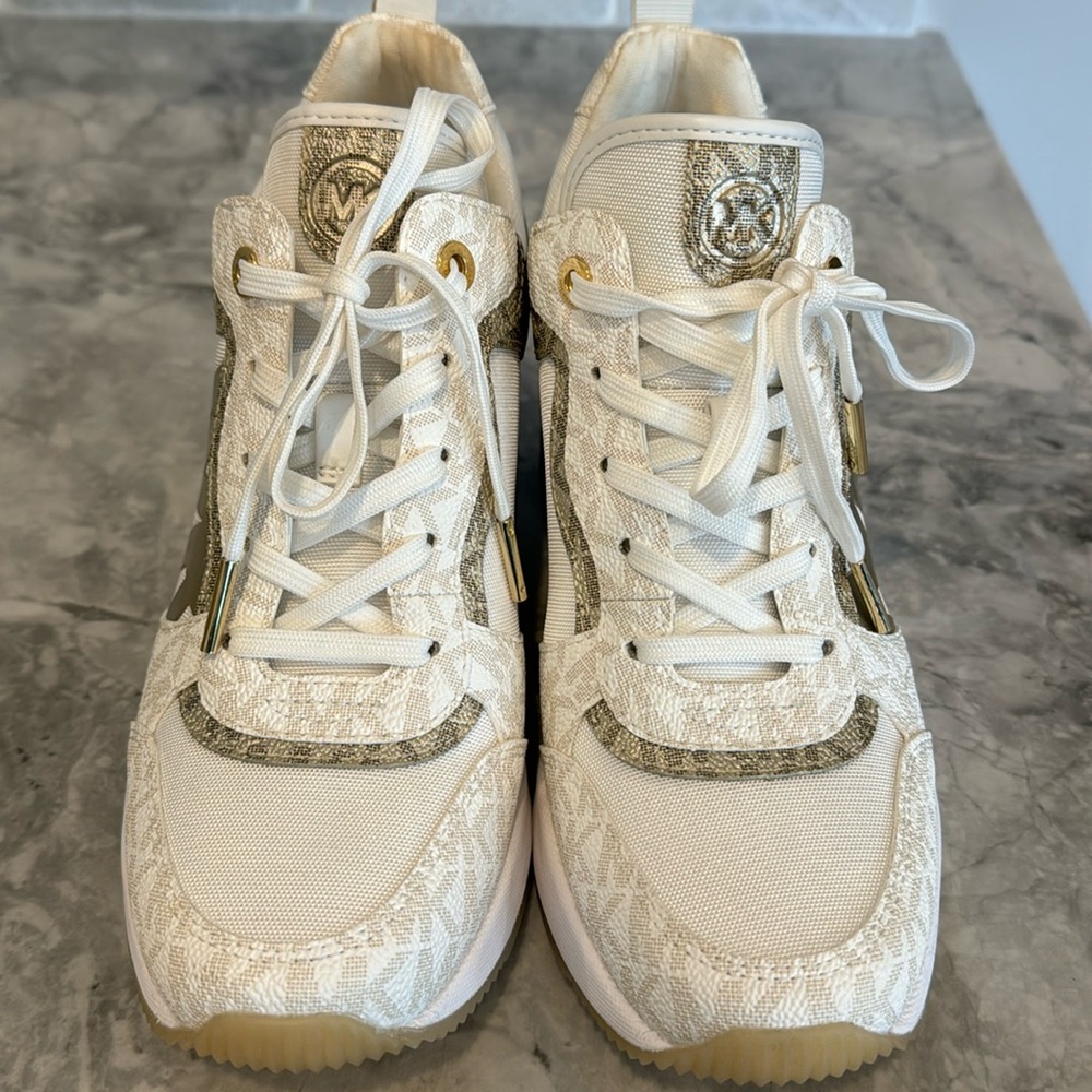 Michael Kors Women’s Sneakers Size 7. Excellent Condition